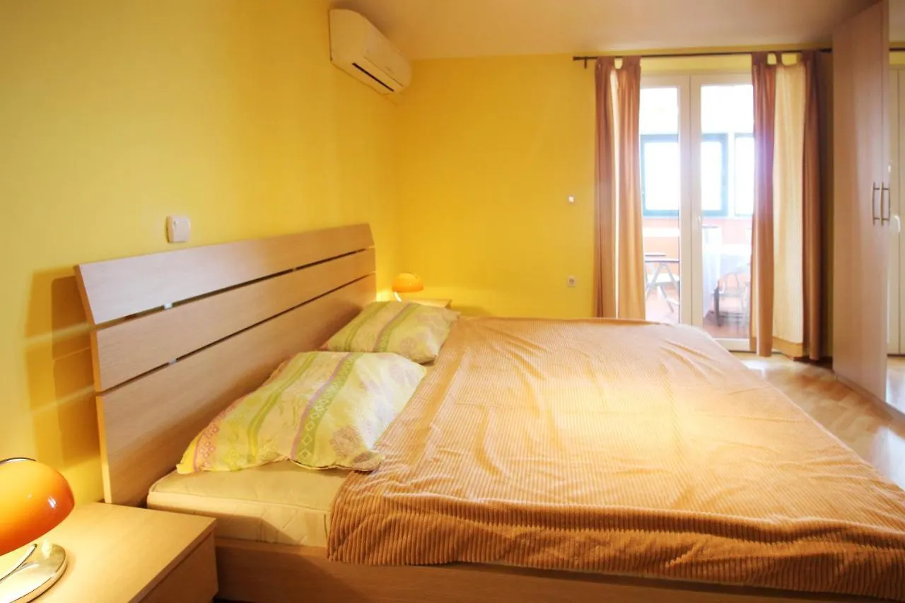 Apartments Pintar Zarok Baska   Baska (Krk)