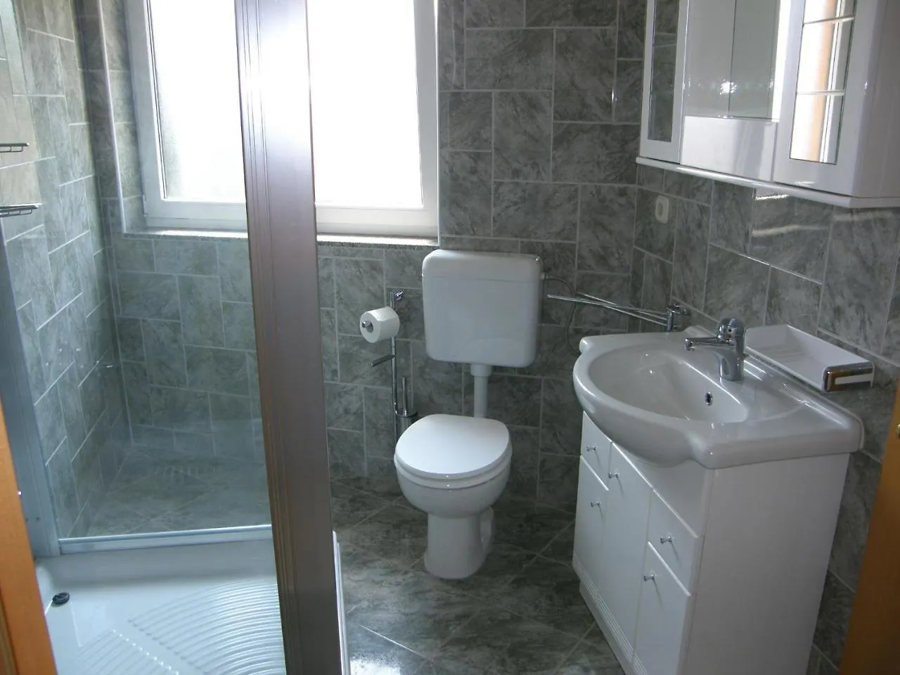 Apartments Pintar Zarok Baska  Baska (Krk)