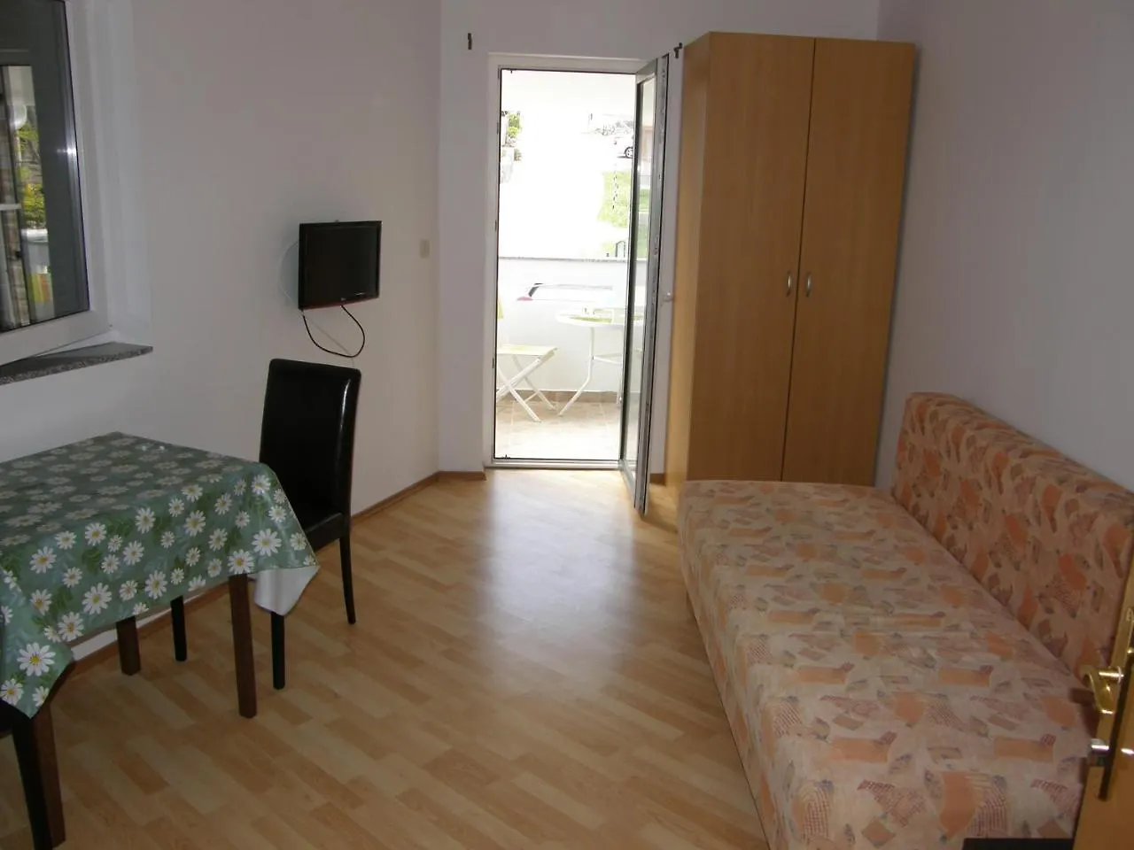 Apartments Pintar Zarok Baska
