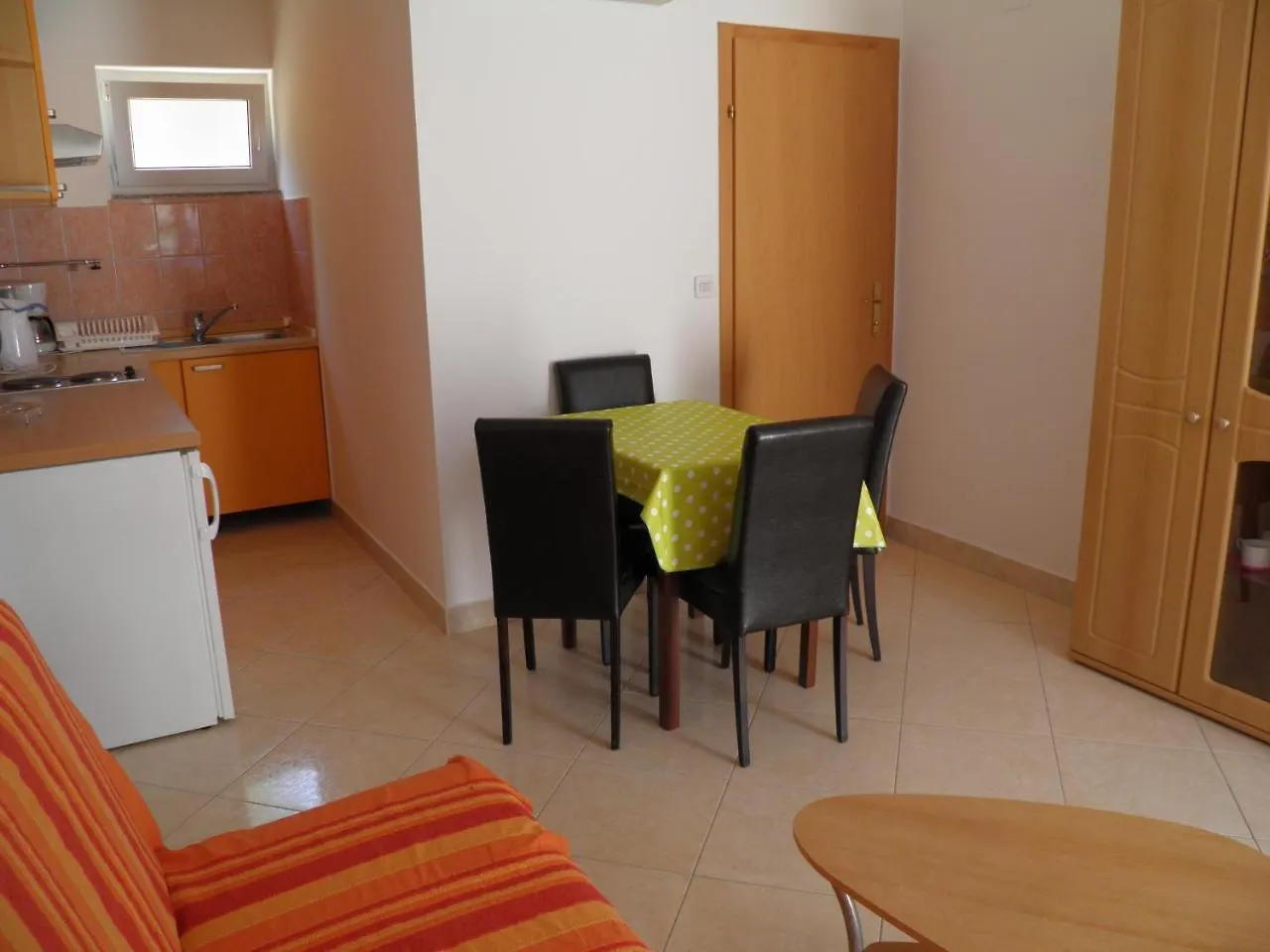 Apartments Pintar Zarok Baska  Croatia