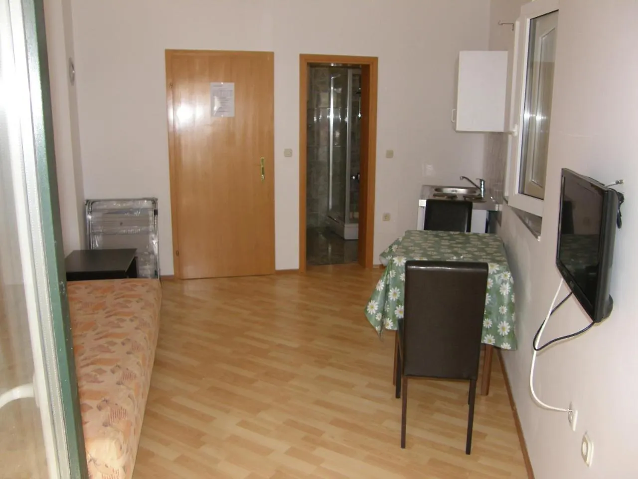 Apartments Pintar Zarok Baska